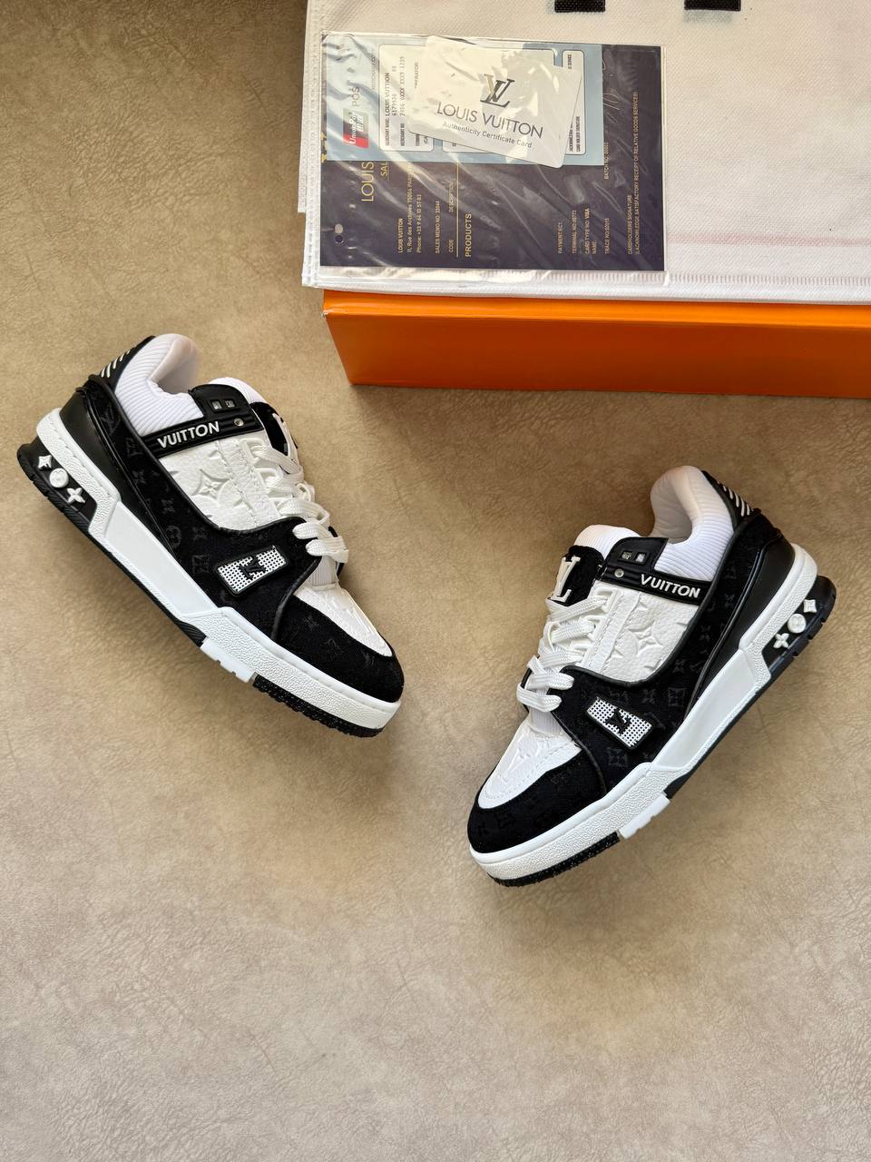 Premium Siyah-Beyaz Sneaker