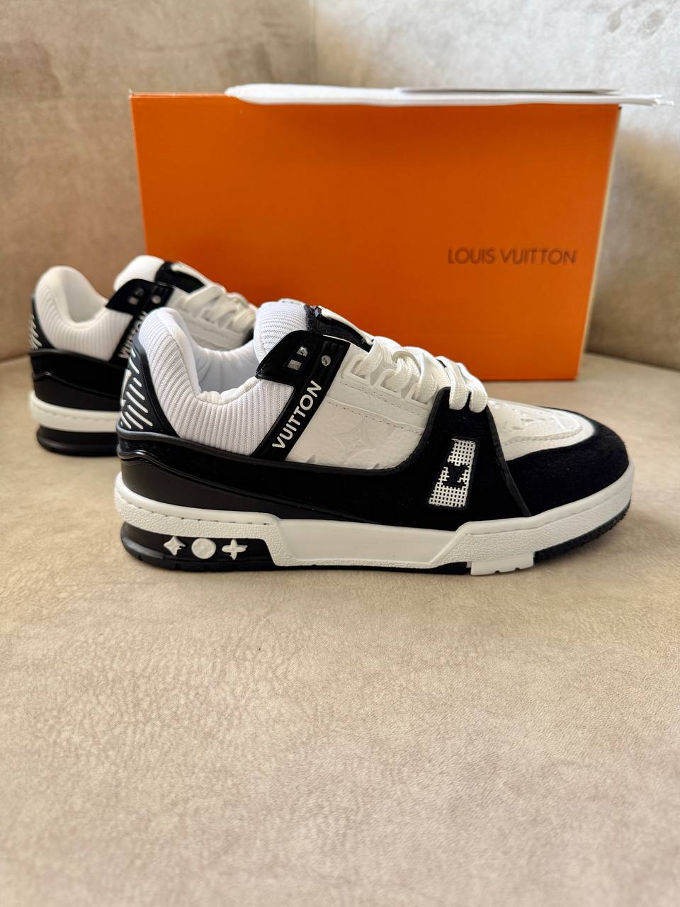 Premium Siyah-Beyaz Sneaker